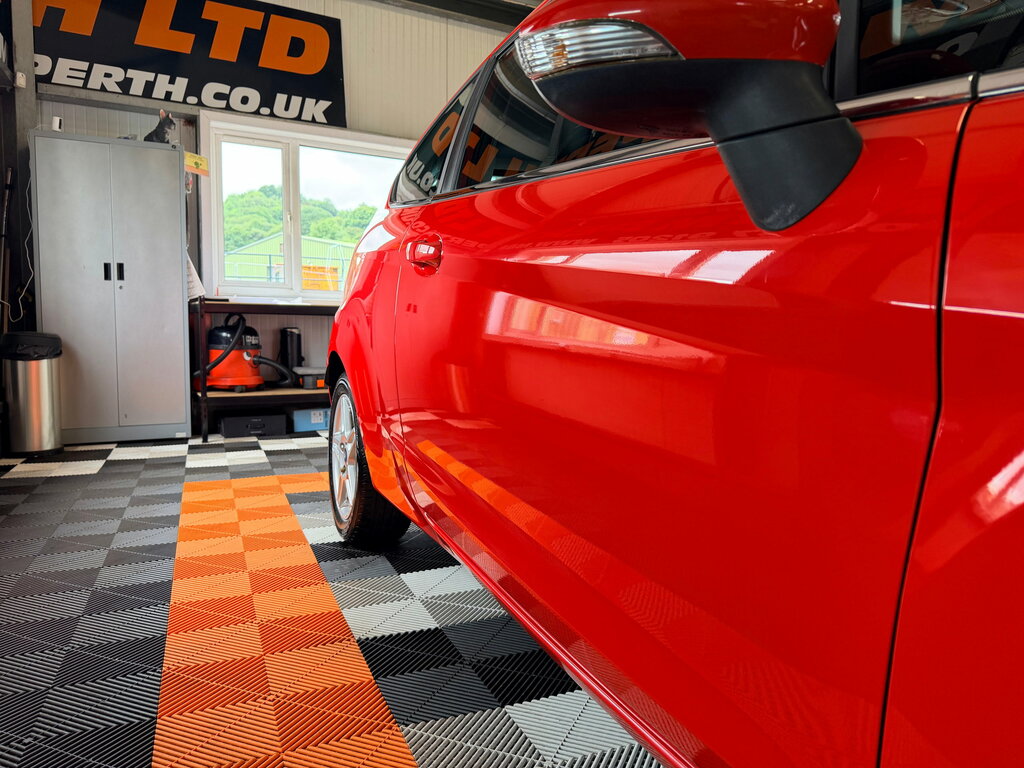 Ford Fiesta Fiesta Hatchback Red #5