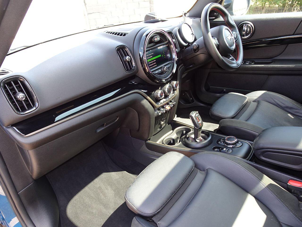 Mini Countryman 1.5 Cooper Classic Suv 136 Ps Black #48