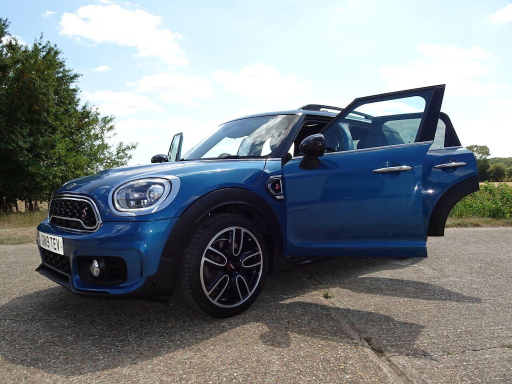 Mini Countryman 1.5 Cooper Classic Suv 136 Ps Black #59