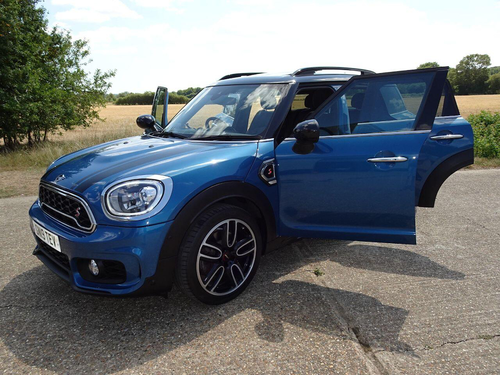 Mini Countryman 1.5 Cooper Classic Suv 136 Ps Black #58