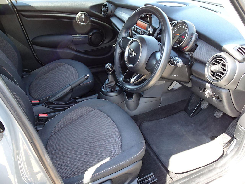 Mini Hatch 1.5 Cooper Hatchback Euro 6 Ss Grey #3