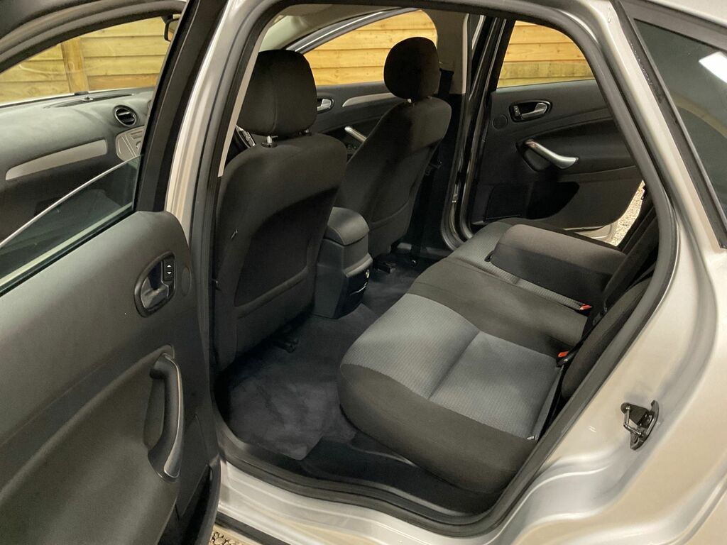 Ford Mondeo Tdci Titanium #22