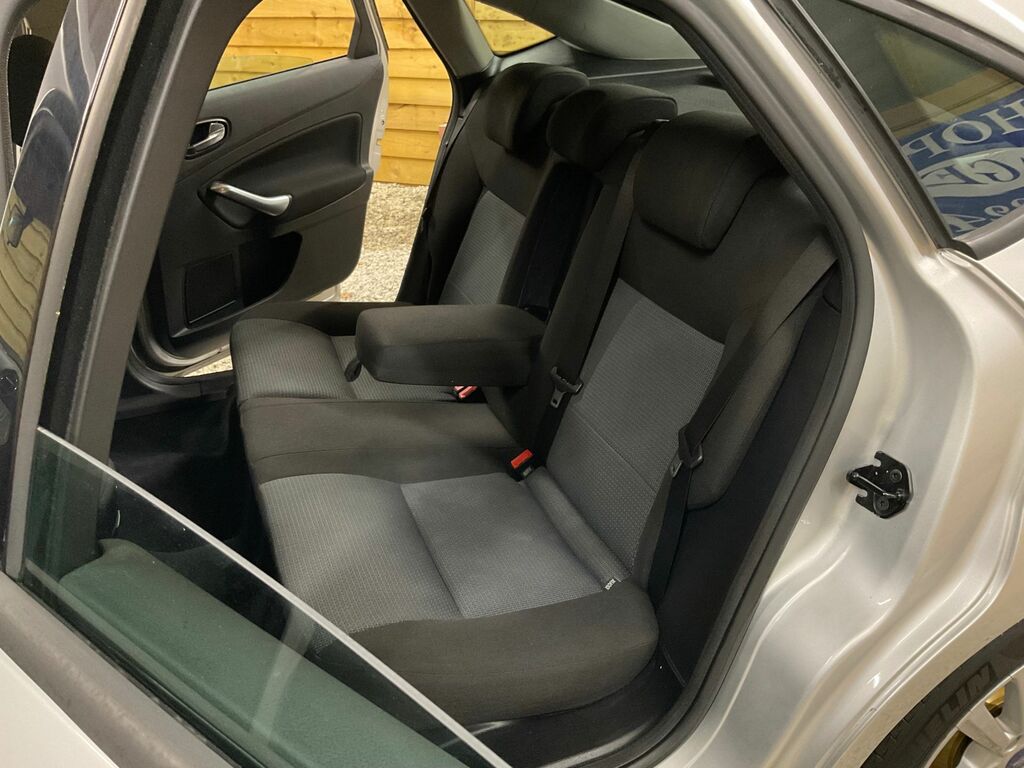 Ford Mondeo Tdci Titanium #23