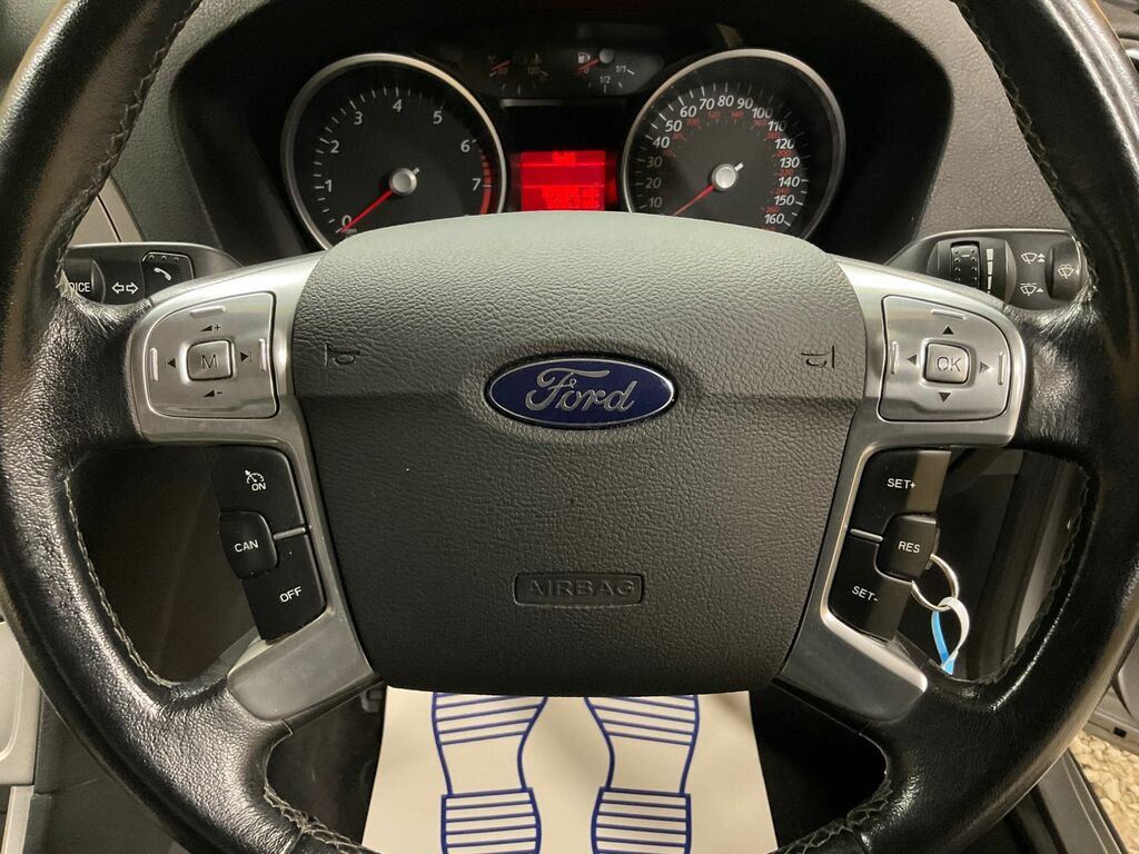 Ford Mondeo Tdci Titanium #30