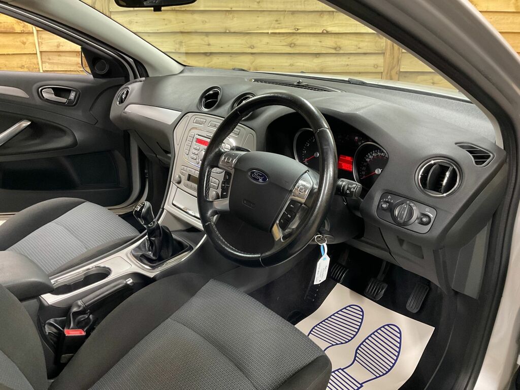Ford Mondeo Tdci Titanium #11