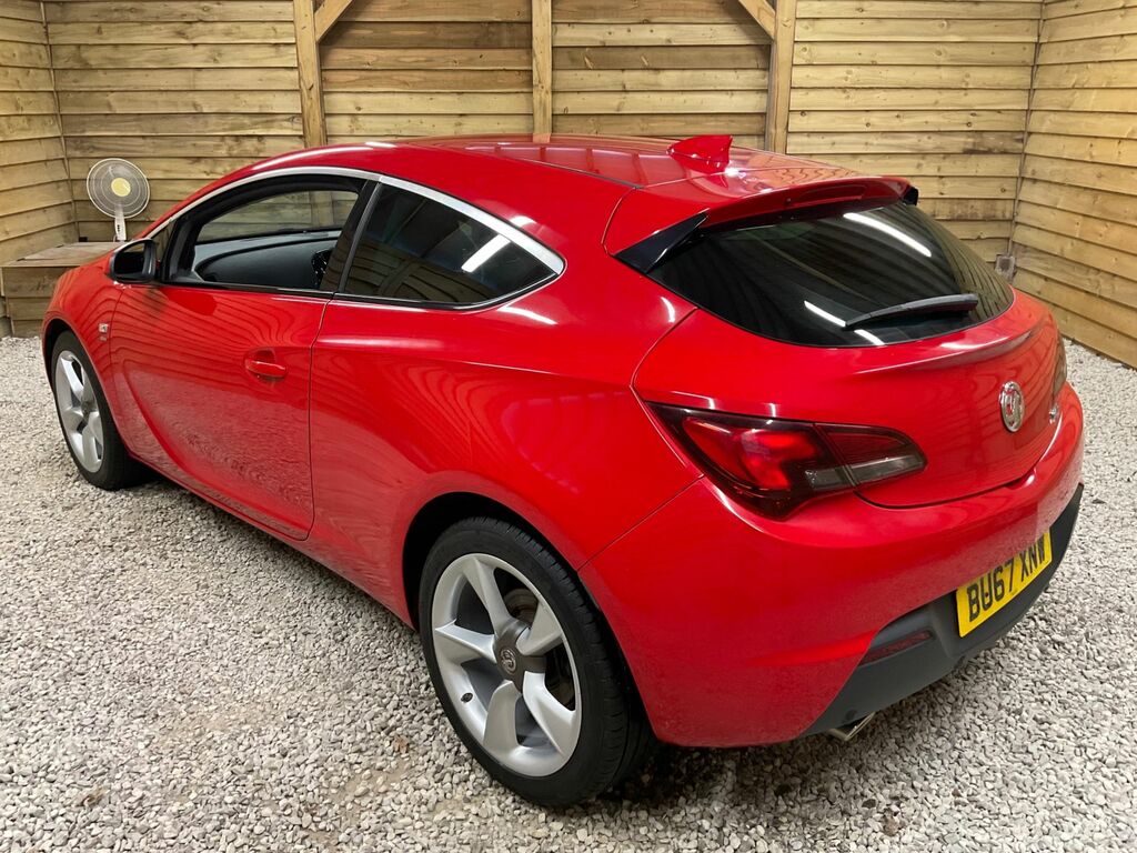Vauxhall Astra GTC Turbo Sri Coupe Red #4