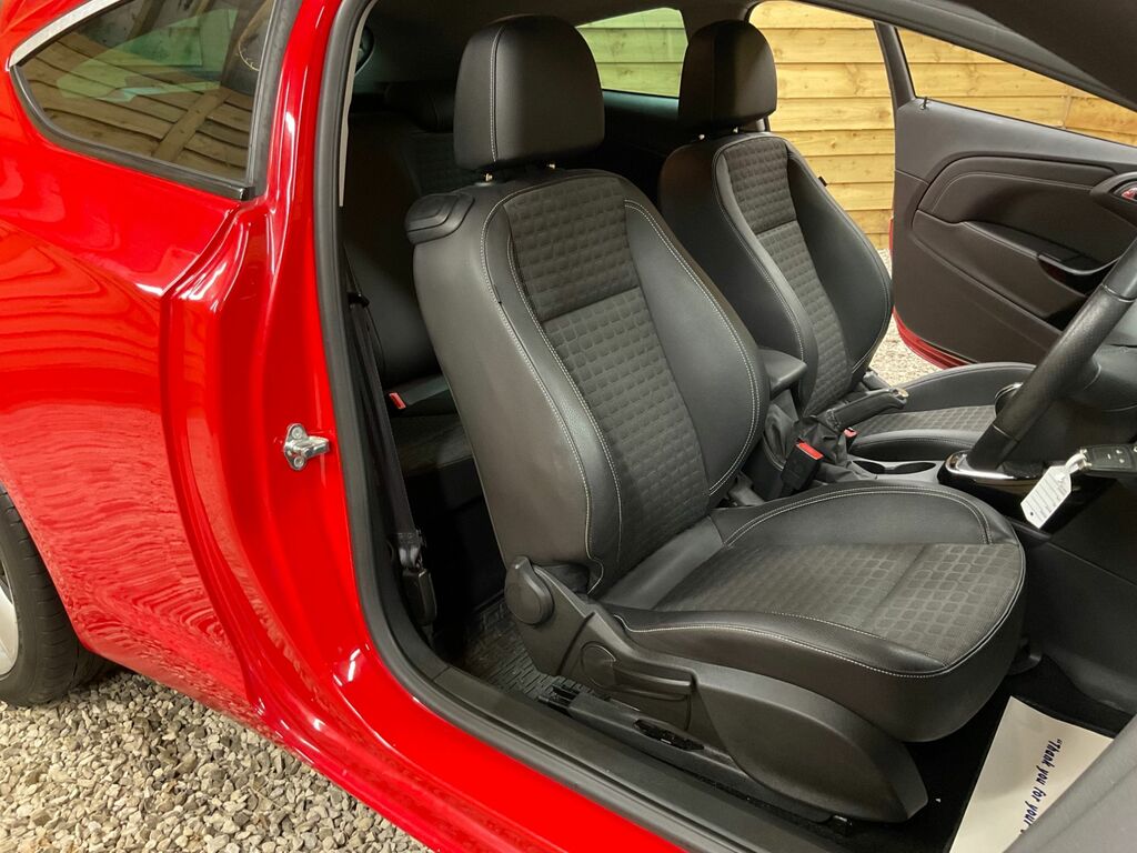 Vauxhall Astra GTC Sri Cdti Ss Grey #14