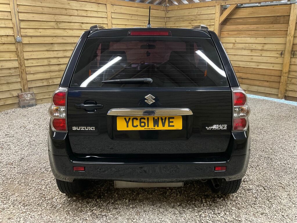Suzuki Grand Vitara Vvt Sz3 Suv Black #6