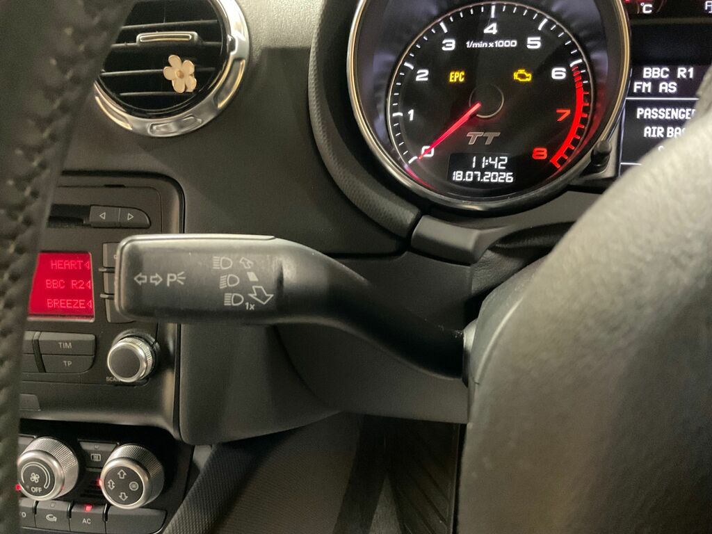 Audi TT 2.0 Tfsi Black Edition Euro 5 Ss Red #31