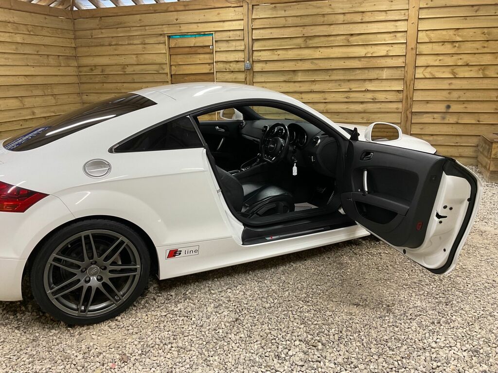 Audi TT 2.0 Tfsi Black Edition Euro 5 Ss Red #8
