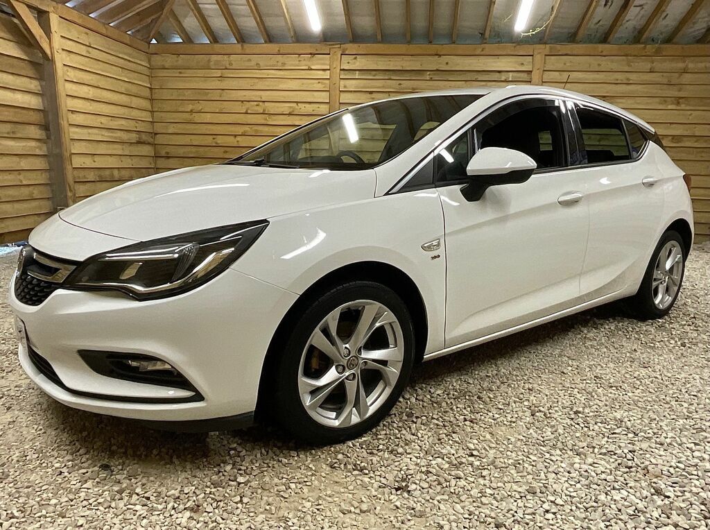 Vauxhall Astra Turbo Sri Hatchback White #3