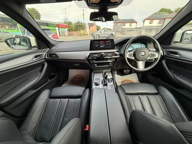 BMW 5 Series 520D M Sport Touring White #4