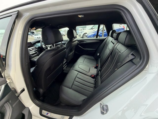 BMW 5 Series 520D M Sport Touring White #5
