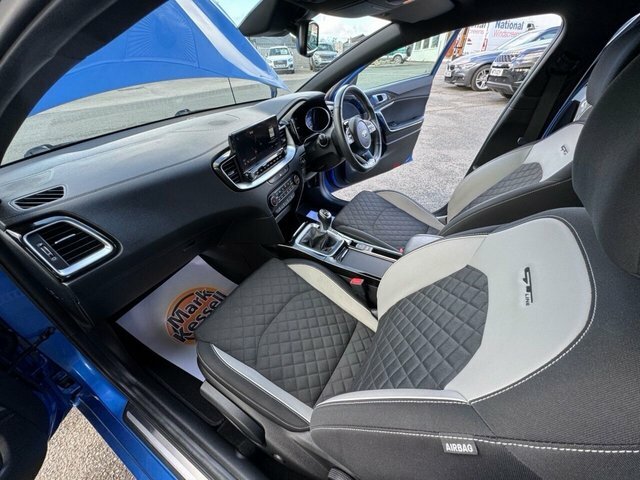 Kia Proceed Estate Blue #3