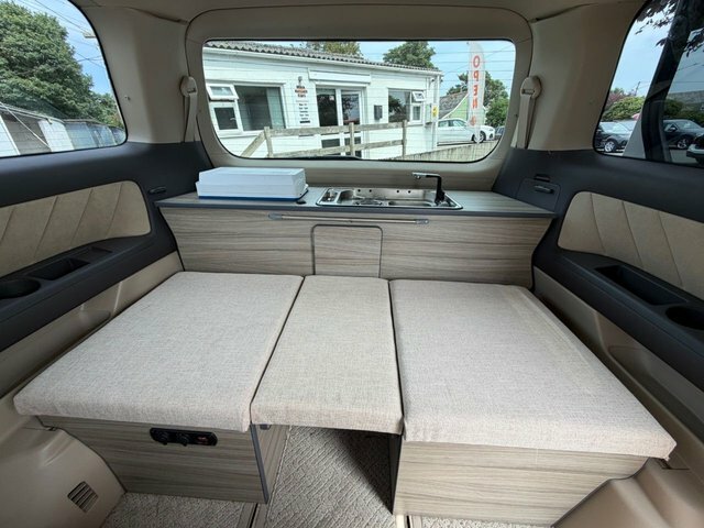 Toyota Alphard Mpv White #14
