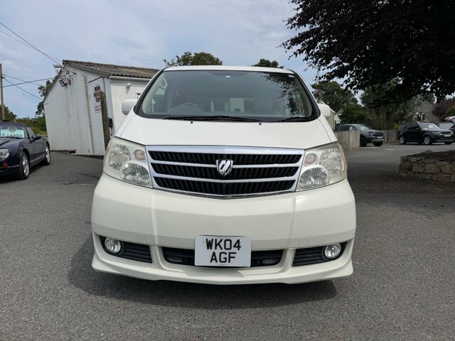 Toyota Alphard Mpv White #9