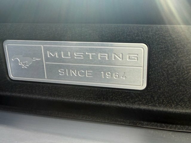 Ford Mustang Mustang Gt Silver #25