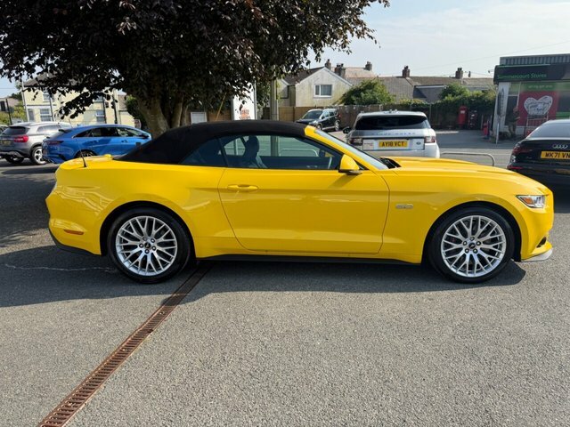 Ford Mustang Convertible Yellow #6