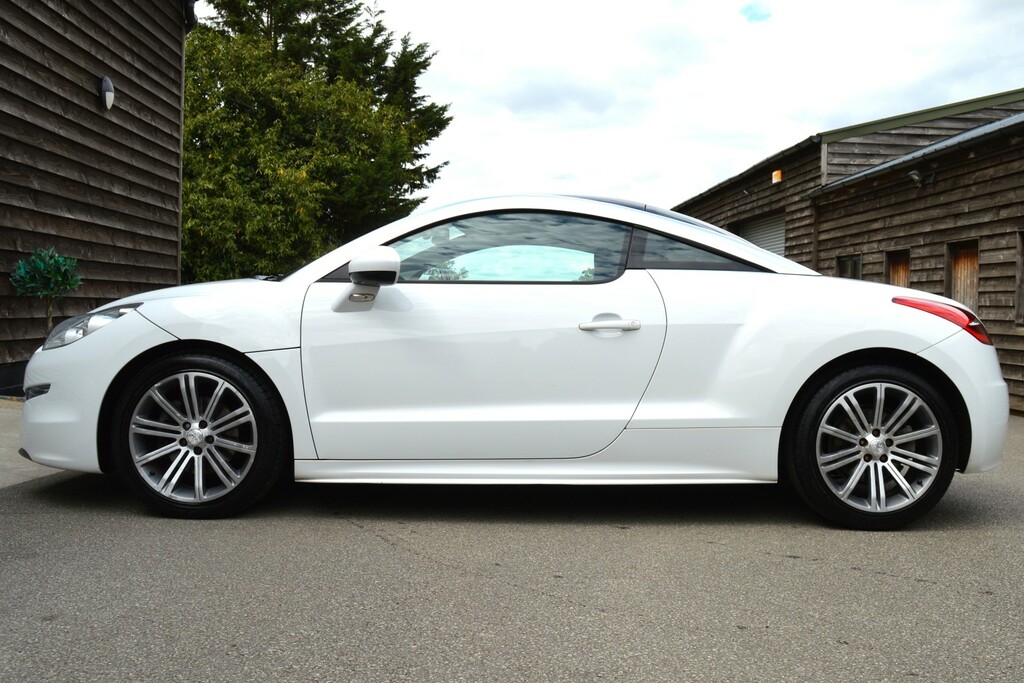 Peugeot RCZ 2.0 Hdi Sport Coupe White #4
