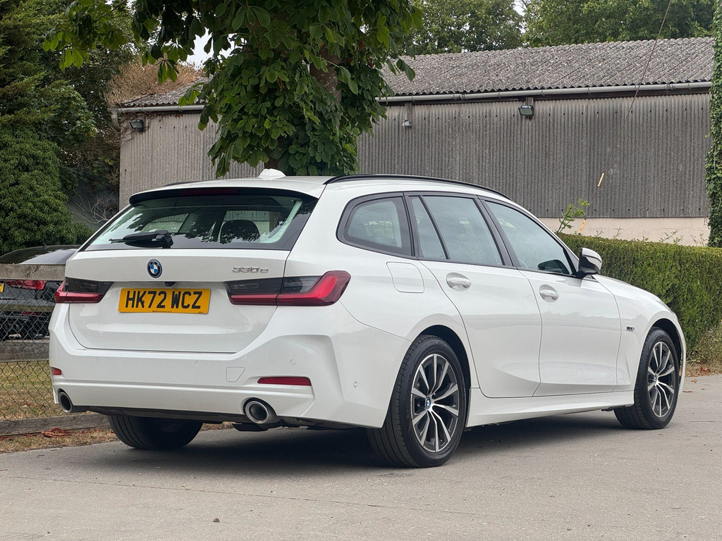 BMW 3 Series 2.0 12Kwh Sport Touring Euro 6 Ss HK72WCZ #2