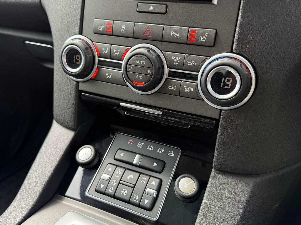Land Rover Discovery Discovery Red #24