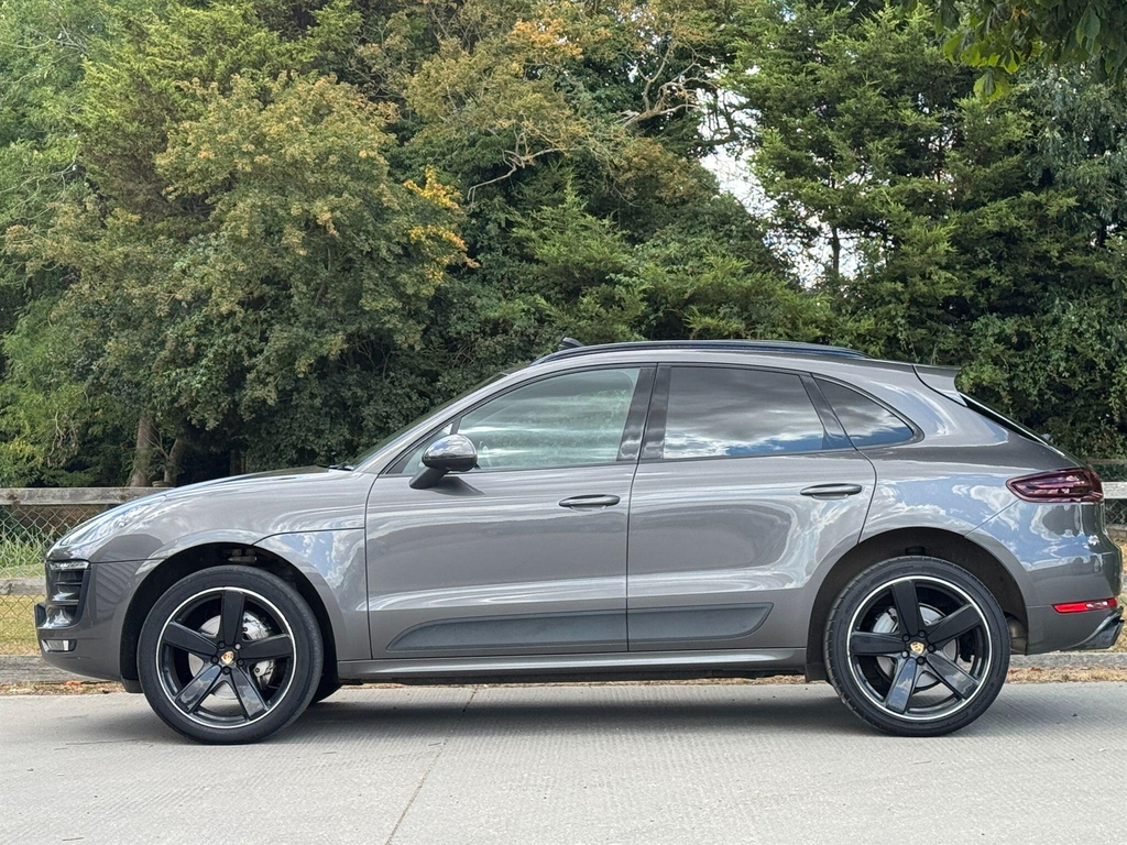 Porsche Macan 1 Owner Full Porsche History Sportdesign Pack White #9