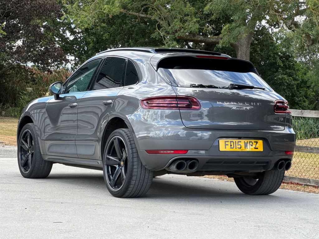 Porsche Macan 1 Owner Full Porsche History Sportdesign Pack White #8