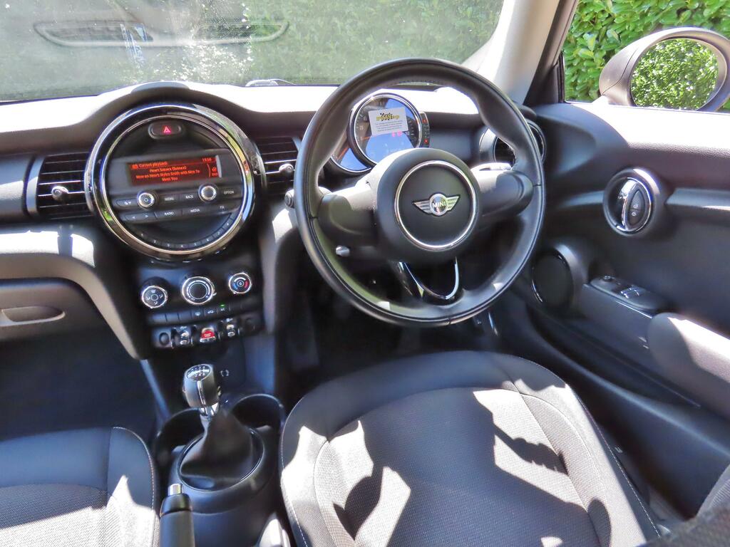 Mini Hatch 1.2 One Hatchback Euro 6 Ss Brown #3