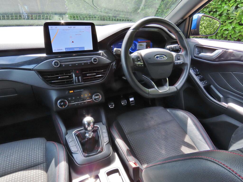 Ford Focus 1.5 Ecoblue St-line X Hatchback Blue #3