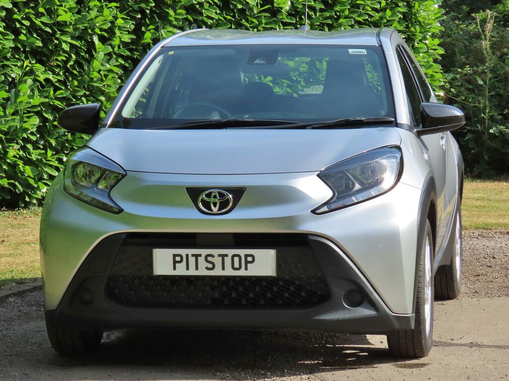 Toyota Aygo X 1.0 Vvt-i Pure Hatchback X-shift Euro 6 Silver