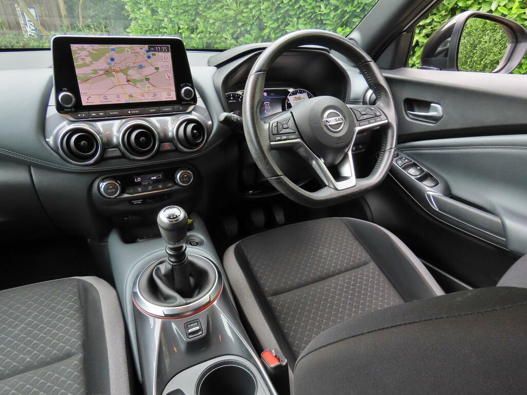 Nissan Juke 1.0 Dig-t N-connecta Suv Euro 6 LX20TVL Silver #3
