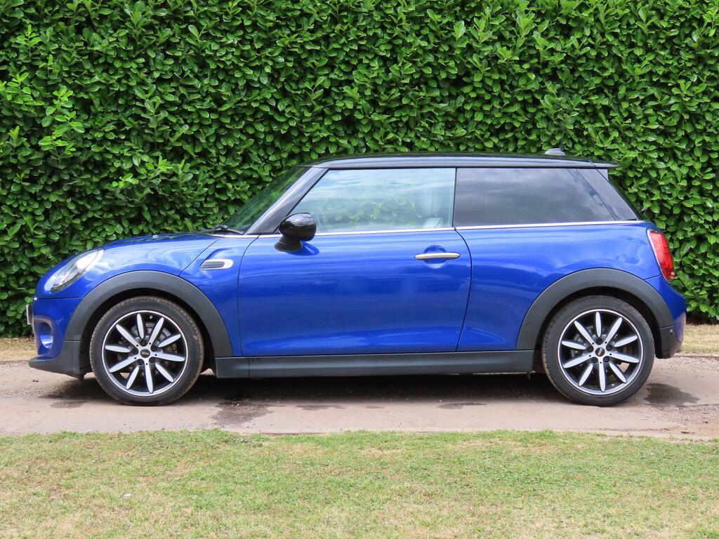 Mini Hatch 1.5 Cooper Exclusive Hatchback E Blue #4