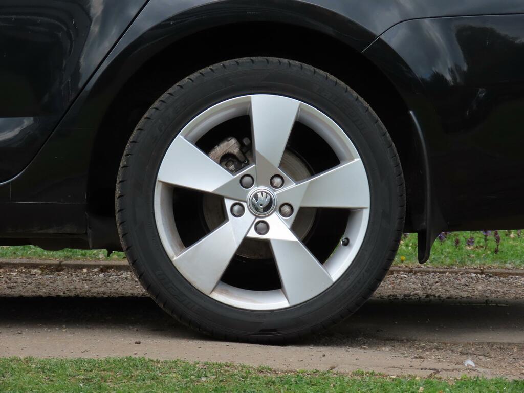 Skoda Octavia 1.5 Tsi Se Technology Blue #7