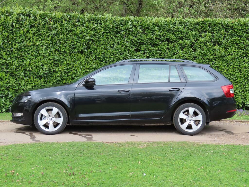 Skoda Octavia 1.5 Tsi Act Se Drive Estate Dsg Euro 6 Black #4