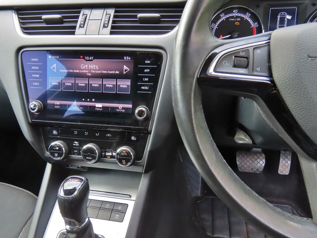 Skoda Octavia 1.5 Tsi Se Technology Blue #17