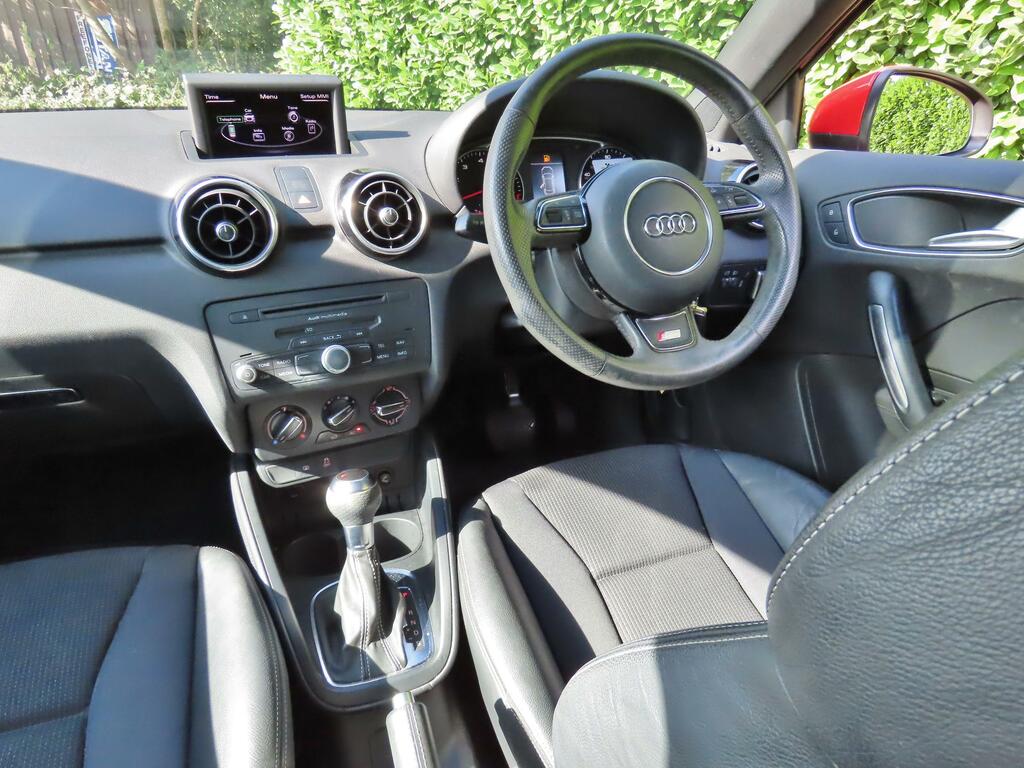 Audi A1 2011 1.4 Tfsi Sport Hatchback Eu White #3