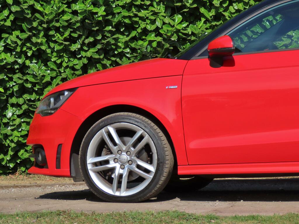 Audi A1 2011 1.4 Tfsi Sport Hatchback Eu White #8