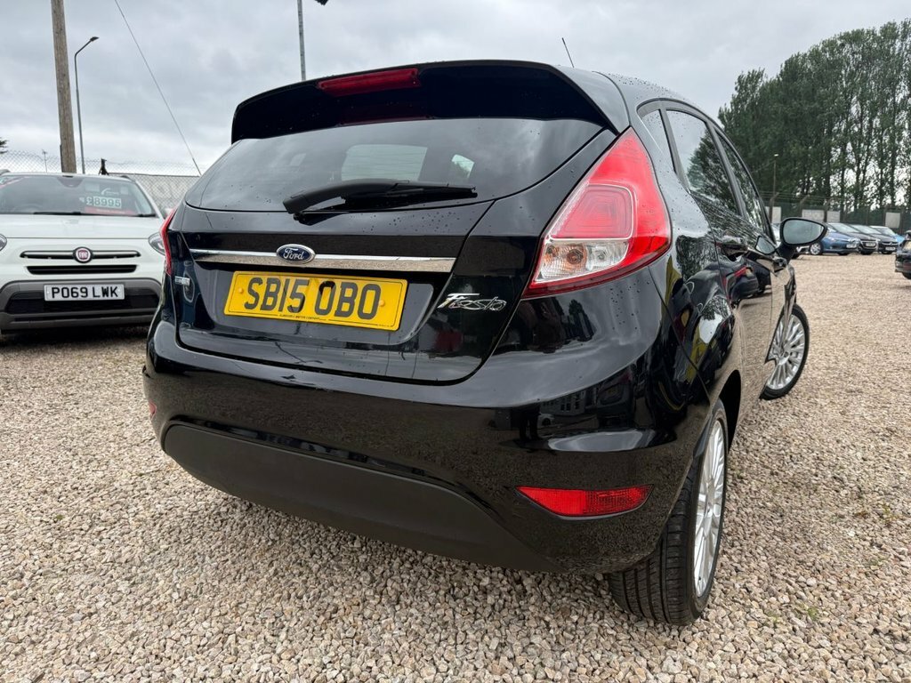 Ford Fiesta 1L Titanium Black #3