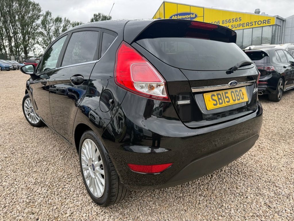 Ford Fiesta 1L Titanium Black #4