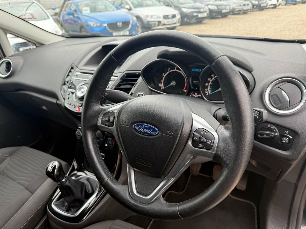 Ford Fiesta 1.25 Style Hatchback 74Ps Blue #27