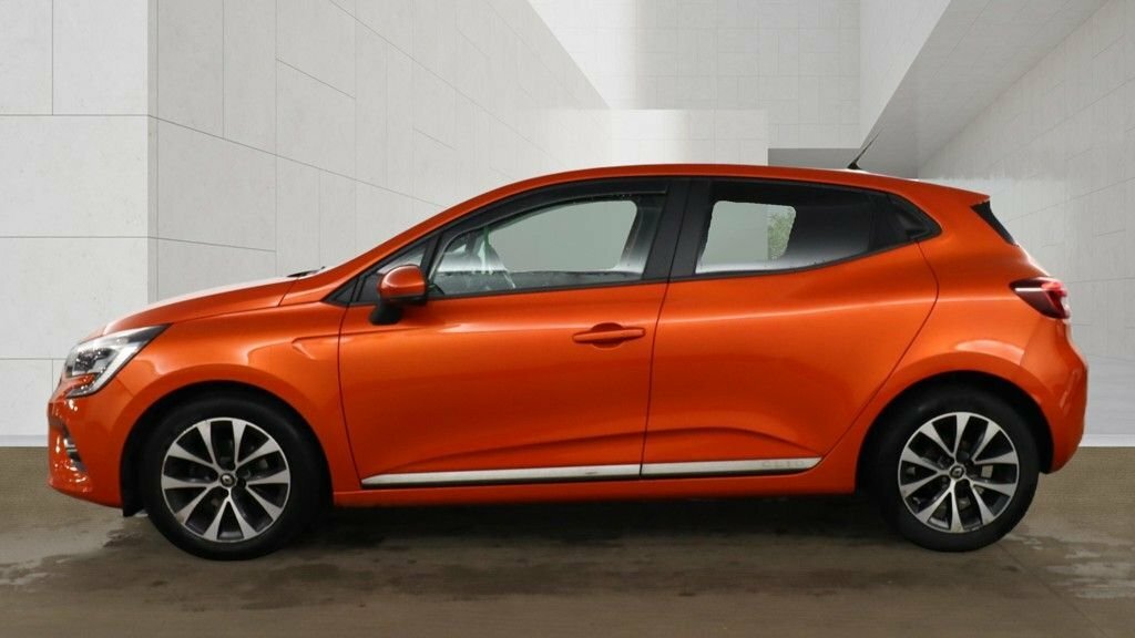 Renault Clio 1L Iconic Orange #6