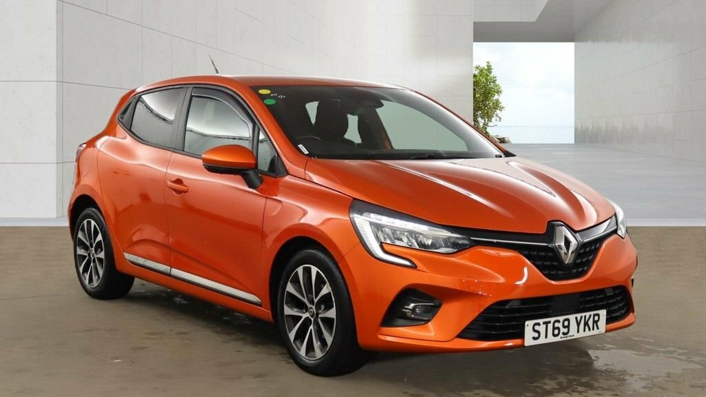 Renault Clio 1L Iconic Orange #2