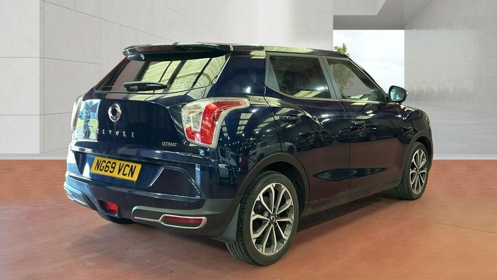 SsangYong Tivoli Suv Silver #4