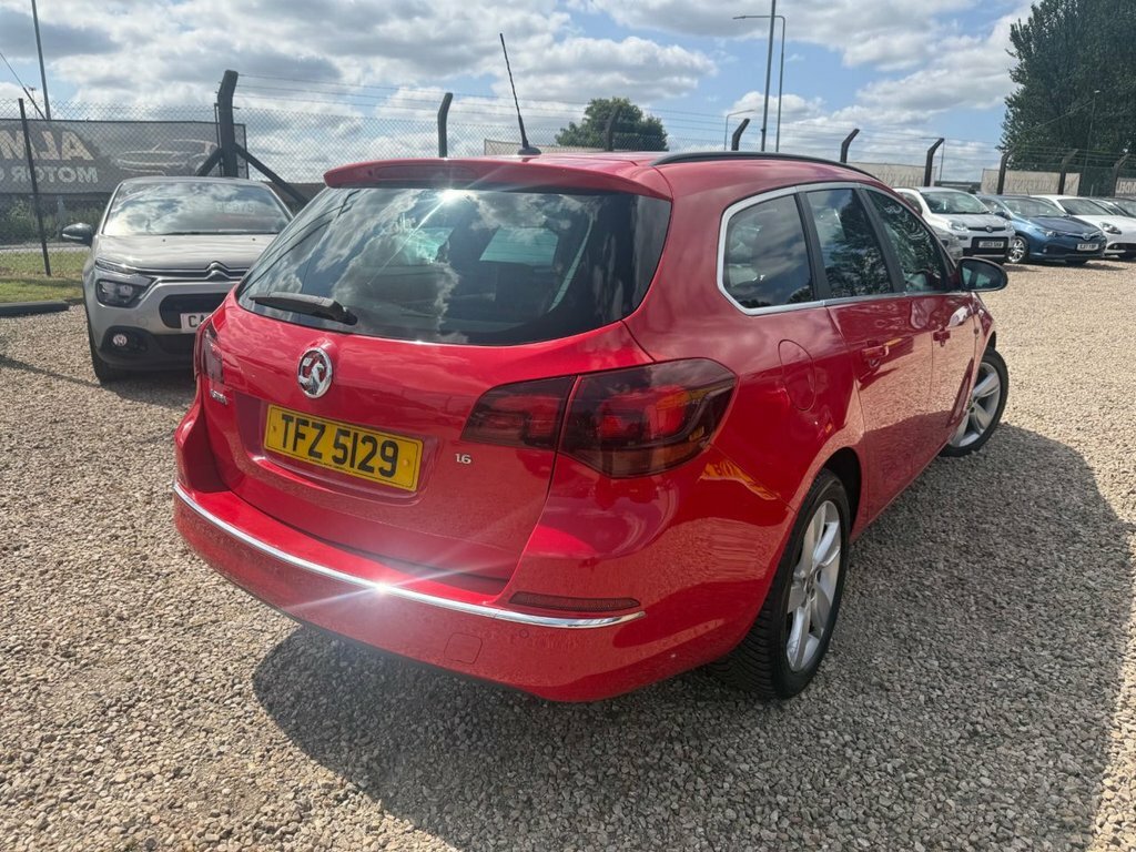 Vauxhall Astra 1.6L Sri Red #3