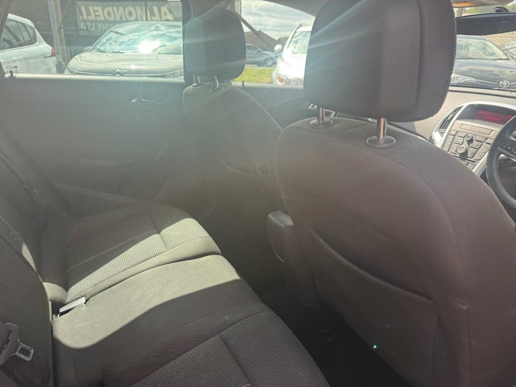 Vauxhall Astra 1.6I 16V Design Silver #15