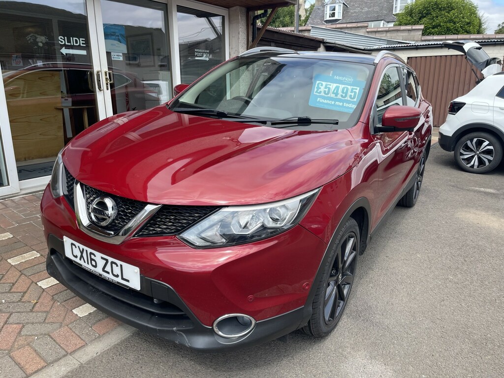 Nissan Qashqai 1.5 Dci Tekna Red
