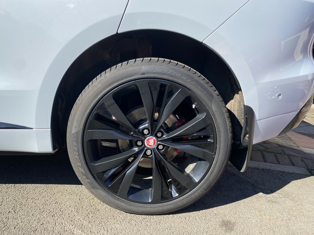 Jaguar F-Pace 3.0 D300 V6 S White #5