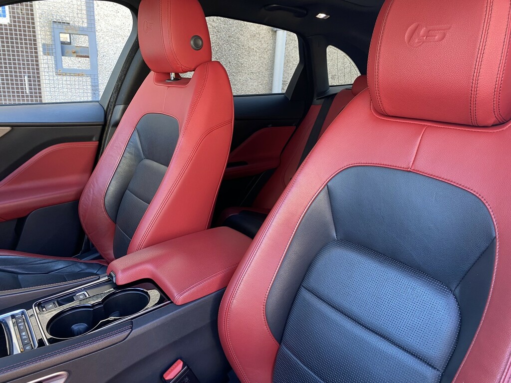 Jaguar F-Pace Suv 3.0 D300 V6 First Edition Awd Euro 6 Ss Blue #16