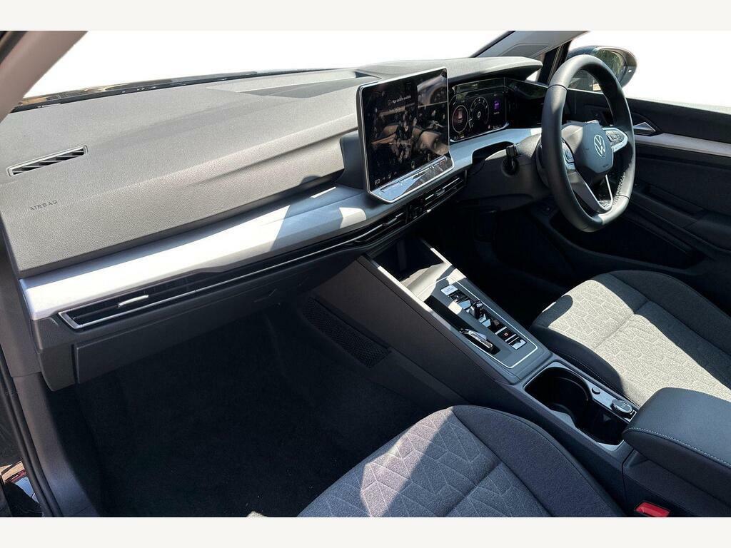 Volkswagen e-Golf 1.5 Tsi Ehybrid 19.7Kwh Match Hatchback Black #2