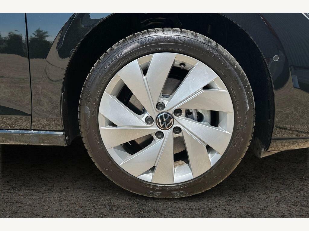 Volkswagen e-Golf 1.5 Tsi Ehybrid 19.7Kwh Match Hatchback Black #5